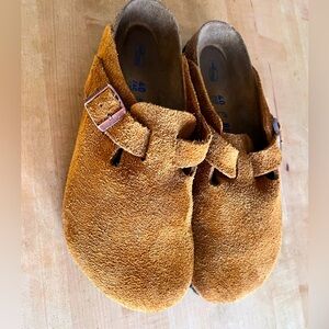 Birkenstock Boston Suede Clogs / 40